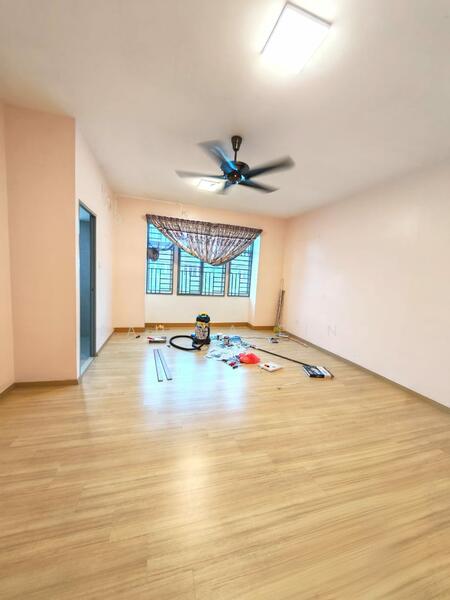 2-storey Terraced House for Rent in Bukit Beruntung (Selangor) - Lau Ia Ein - Living Room - PropertyGuru.com.my