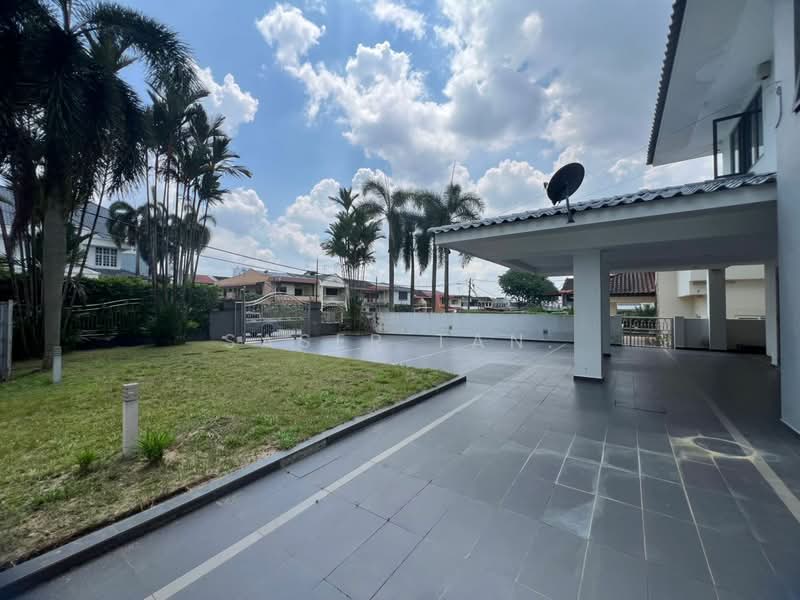 Commercial Bungalow for Rent in Taman Pelangi (Johor Bahru) - SASER TAN. - Exterior - PropertyGuru.com.my