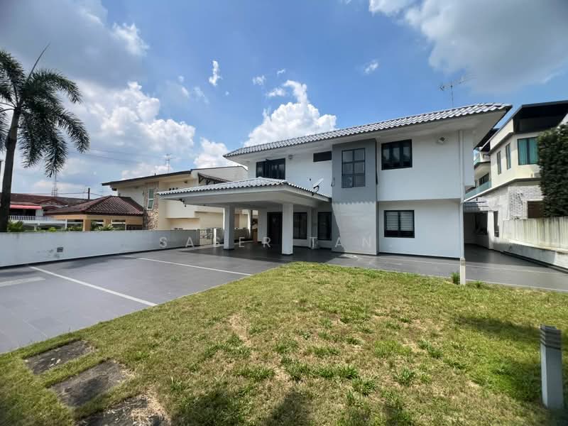 Commercial Bungalow for Rent in Taman Pelangi (Johor Bahru) - SASER TAN. - Exterior - PropertyGuru.com.my