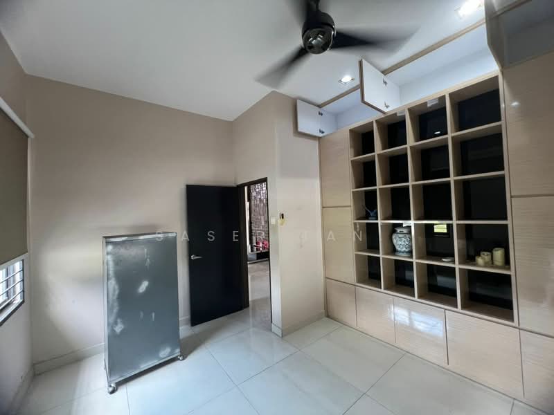 Commercial Bungalow for Rent in Taman Pelangi (Johor Bahru) - SASER TAN. - Interior - PropertyGuru.com.my