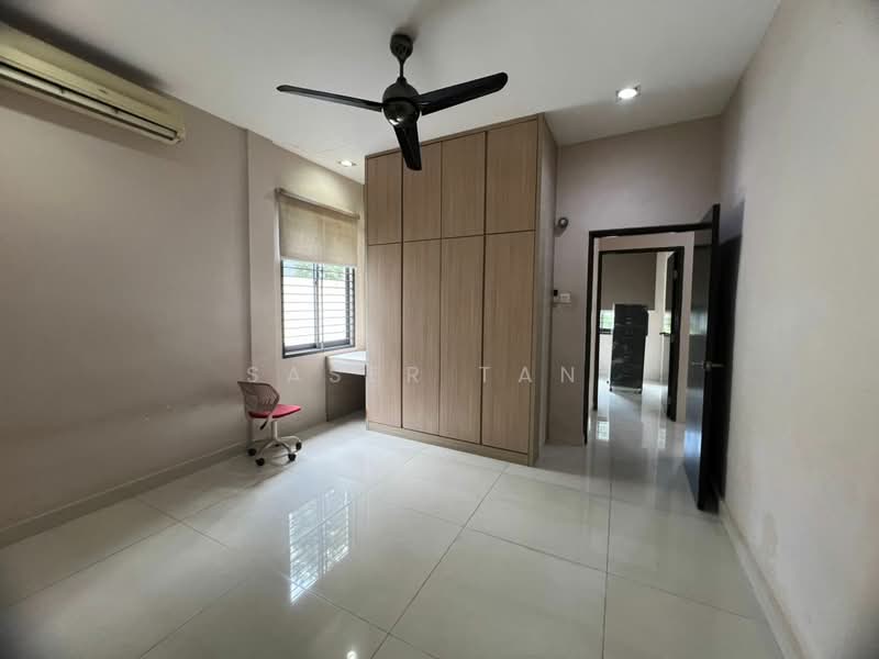 Commercial Bungalow for Rent in Taman Pelangi (Johor Bahru) - SASER TAN. - Bedroom - PropertyGuru.com.my