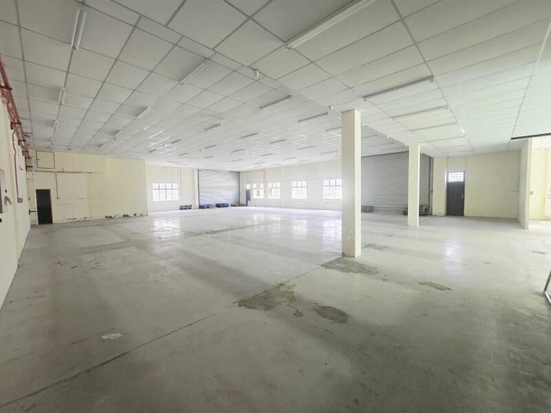 Semi-D Factory for Rent in Taman Perindustrian Plentong (Johor Bahru) - Jaslyn Tan - Interior - PropertyGuru.com.my