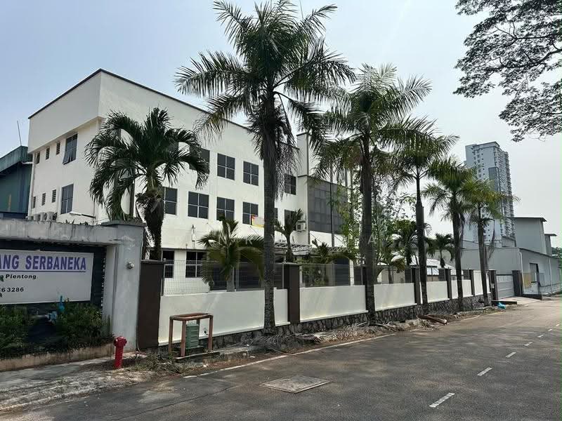 Factory for Rent in Taman Perindustrian Desa Plentong (Masai) - Henry Pua - Exterior - PropertyGuru.com.my