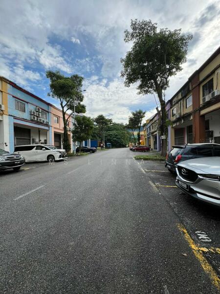 Terrace Factory for Rent in Seksyen 33 (Shah Alam) - Ms Linna . - Exterior - PropertyGuru.com.my