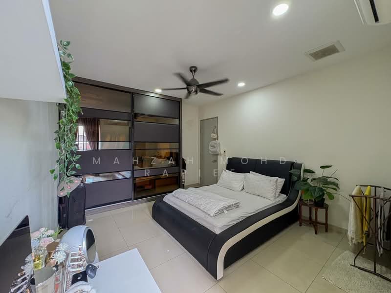 Semi-Detached House for Sale in Kajang (Selangor) - Mahzah Mohd Rapiee - Bedroom - PropertyGuru.com.my