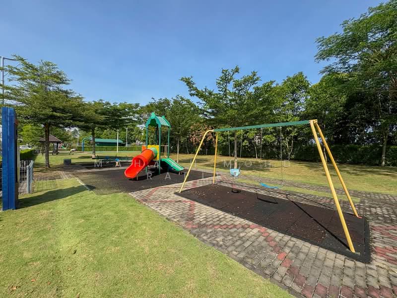 Semi-Detached House for Sale in Kajang (Selangor) - Mahzah Mohd Rapiee - Exterior - PropertyGuru.com.my