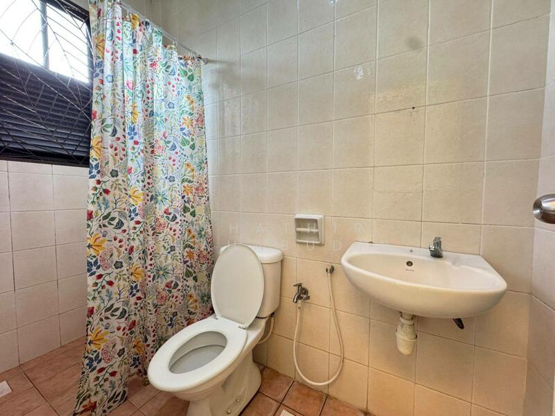 Greenlane @ Bukit Jelutong untuk Untuk Dijual - RM 880,000, Mac 2026 - Bathroom - PropertyGuru.com.my