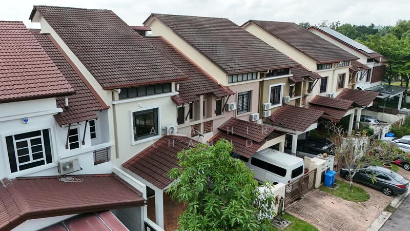 Greenlane @ Bukit Jelutong untuk Untuk Dijual - RM 880,000, Mac 2026 - Exterior - PropertyGuru.com.my