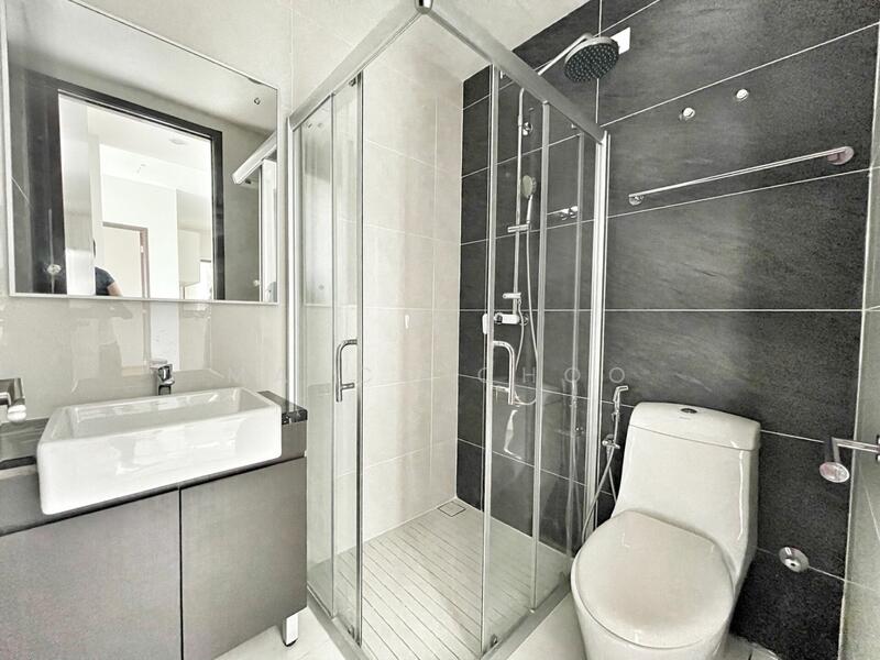 Condominium for Sale at Kings Bay @ Country Garden Danga Bay - Marco Choo - Bathroom - PropertyGuru.com.my