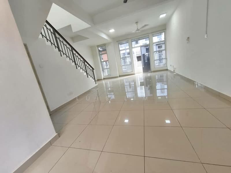 2-storey Terraced House for Sale in Bandar Seri Alam (Masai) - Luis Lim - Living Room - PropertyGuru.com.my
