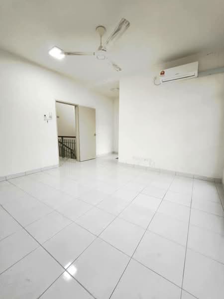 2-storey Terraced House for Sale in Bandar Seri Alam (Masai) - Luis Lim - Interior - PropertyGuru.com.my