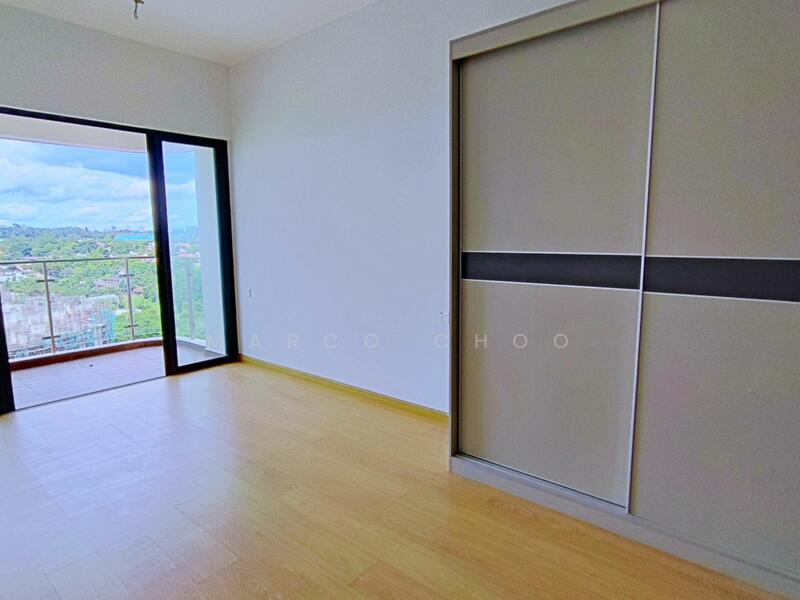 Royal Strand @ Country Garden Danga Bay untuk Untuk Dijual - RM 850,000, Mac 2026 - Balcony - PropertyGuru.com.my