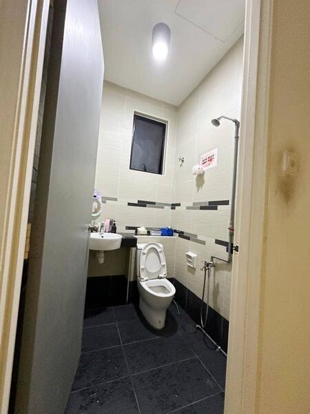 Factory for Sale in Taman Perniagaan Setia (Johor Bahru) - Zoey Lee - Bathroom - PropertyGuru.com.my