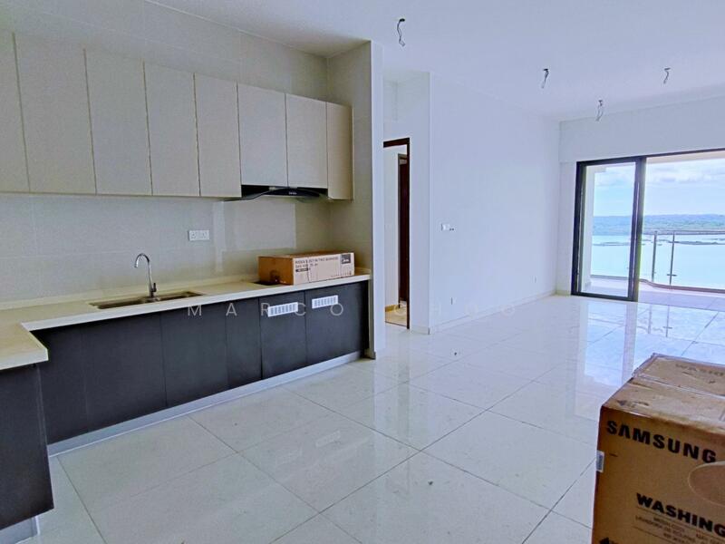 Condominium for Sale at Amberside @ Country Garden Danga Bay - Marco Choo - Kitchen - PropertyGuru.com.my