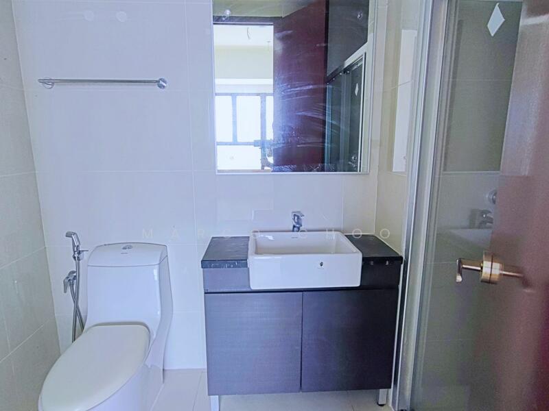 Condominium for Sale at Amberside @ Country Garden Danga Bay - Marco Choo - Bathroom - PropertyGuru.com.my