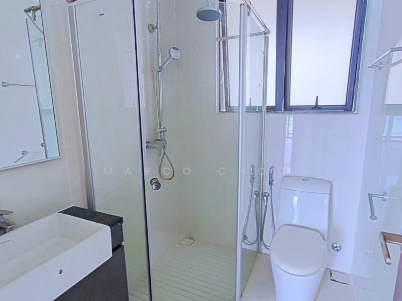 Condominium for Sale at Amberside @ Country Garden Danga Bay - Marco Choo - Bathroom - PropertyGuru.com.my