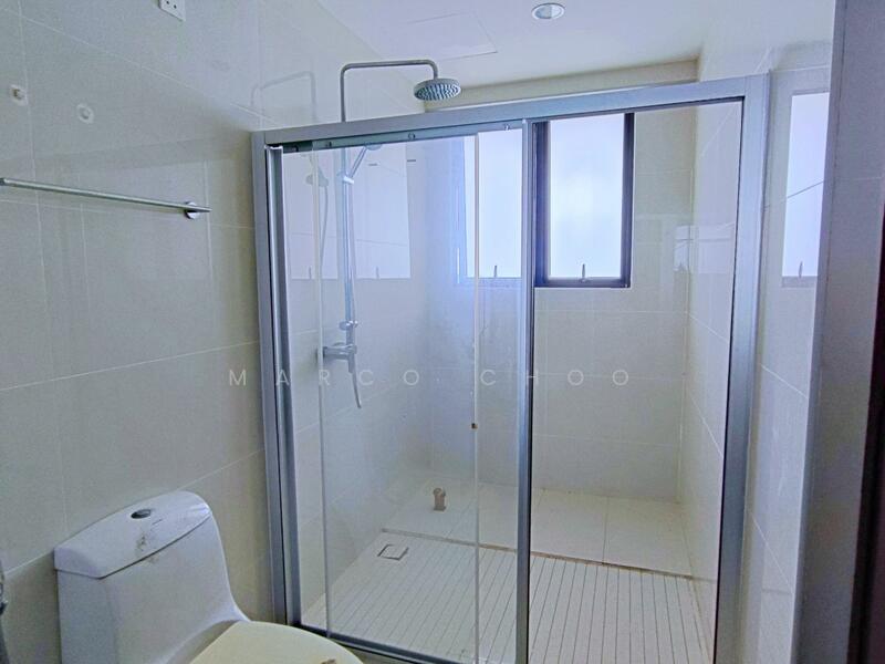 Condominium for Sale at Amberside @ Country Garden Danga Bay - Marco Choo - Bathroom - PropertyGuru.com.my
