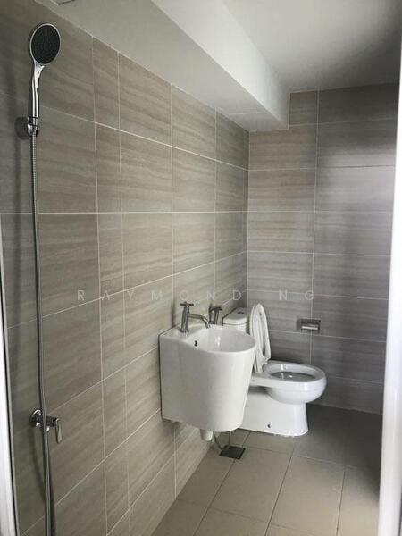 Serviced Residence @ 3 Towers untuk Untuk Dijual - RM 680,000, Feb 2026 - Bathroom - PropertyGuru.com.my