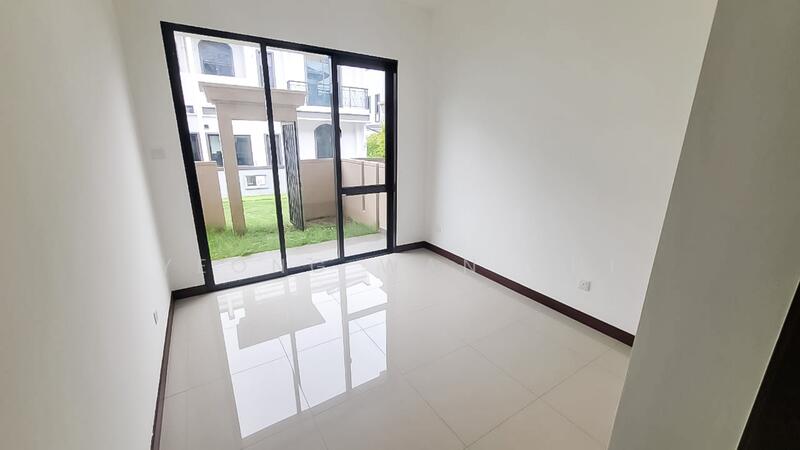 Semi-Detached House for Sale in Rawang (Selangor) - Yeong Wan Chi - PropertyGuru.com.my