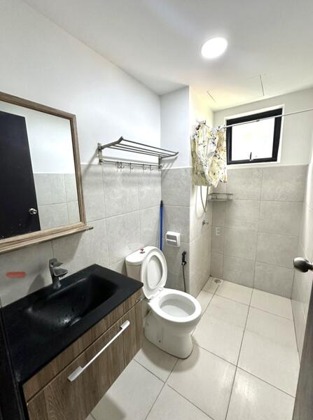 Condominium for Rent at TRI PINNACLE - Andy Lee - Bathroom - PropertyGuru.com.my
