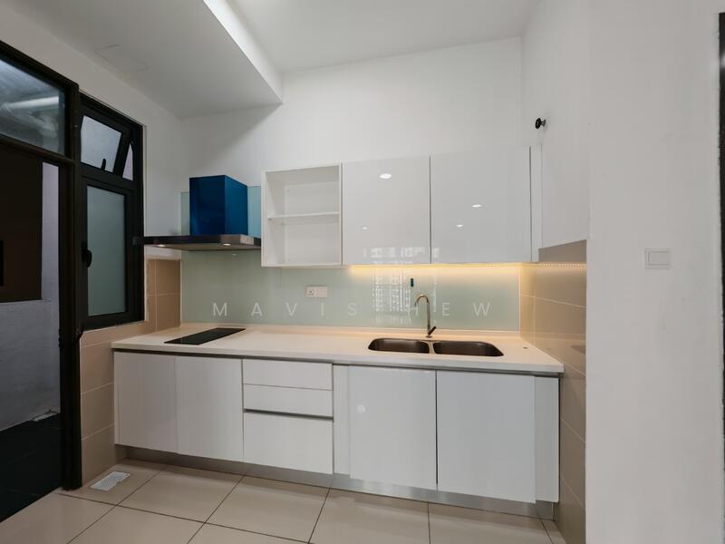 Service Residence for Rent at 8Scape Residence @ Sutera - Mavis Hew - Kitchen - PropertyGuru.com.my