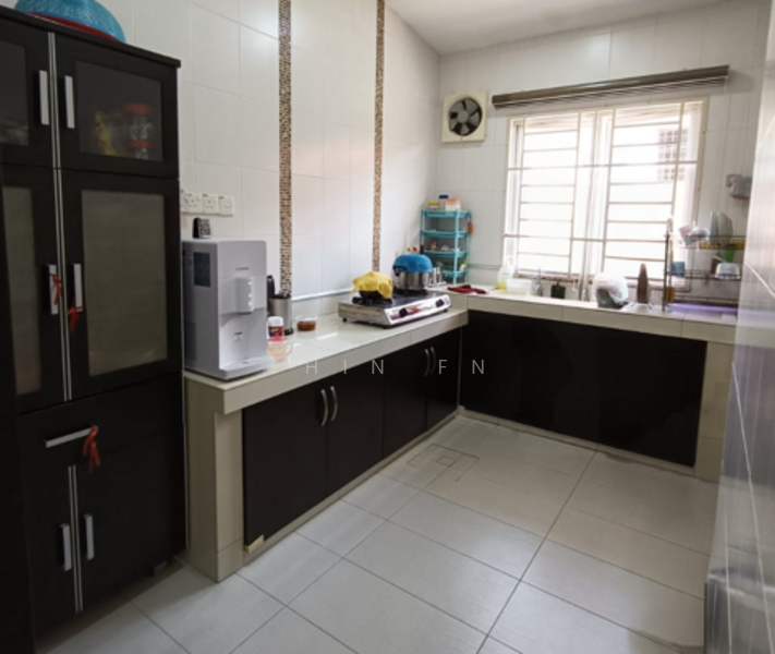1-storey Terraced House for Sale in Taman Tanjung Minyak Setia (Tanjong Minyak) - CHIN FN - Kitchen - PropertyGuru.com.my