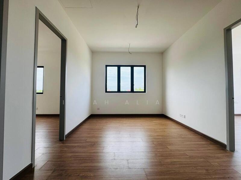 Semi-Detached House for Sale in Cyber 10 (Cyberjaya) - Izzah Alias - Interior - PropertyGuru.com.my