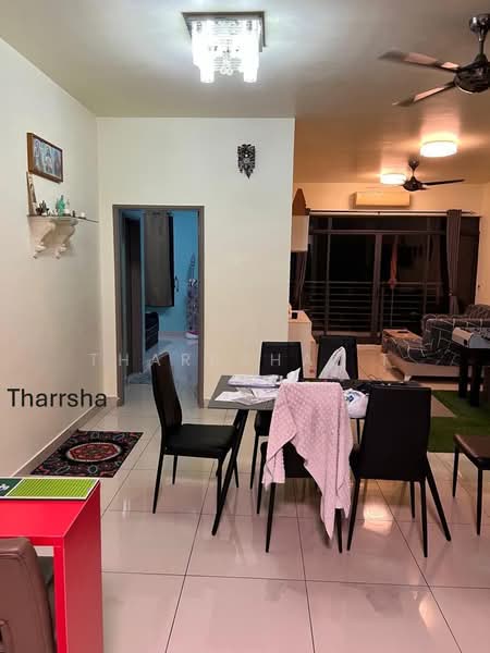 Ameera Residence untuk Untuk Dijual - RM 380,000, Mac 2026 - Living Room - PropertyGuru.com.my