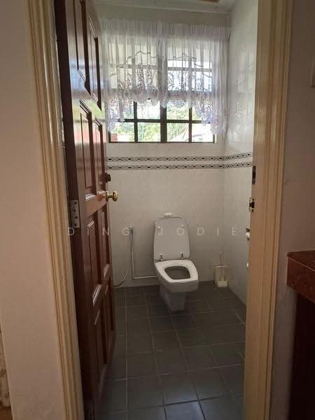 Rumah Banglo untuk Dijual di Seremban (Negeri Sembilan) - Ding Jodie - Bathroom - PropertyGuru.com.my