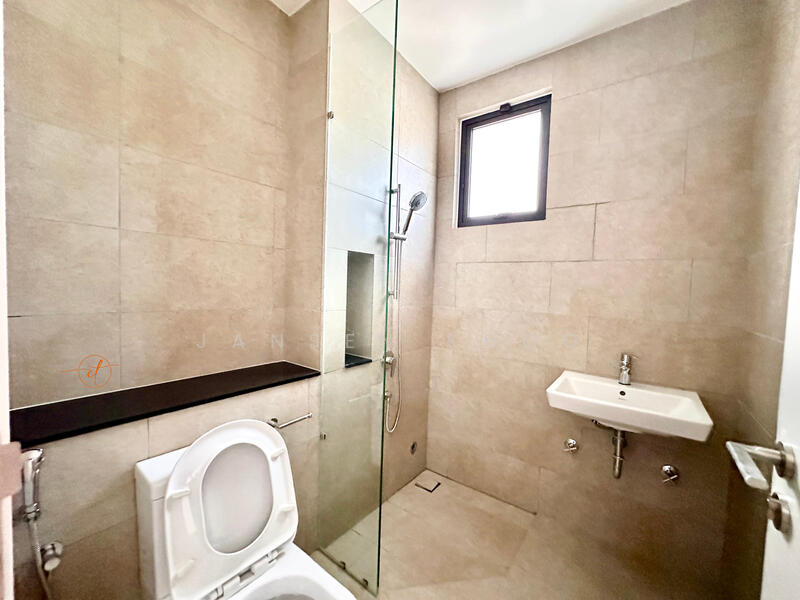 Semi-Detached House for Sale in Setia Alam (Selangor) - Jansen Khoo - Bathroom - PropertyGuru.com.my