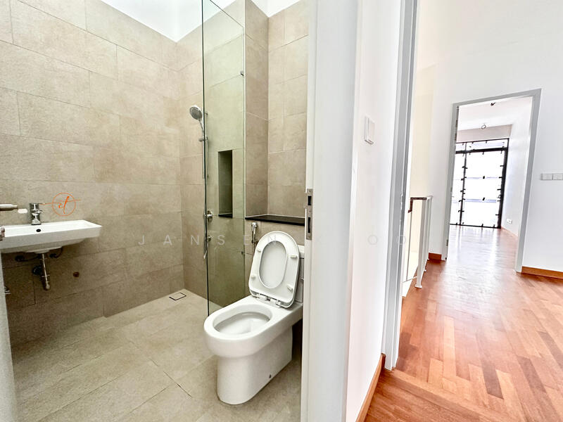 Semi-Detached House for Sale in Setia Alam (Selangor) - Jansen Khoo - Bathroom - PropertyGuru.com.my