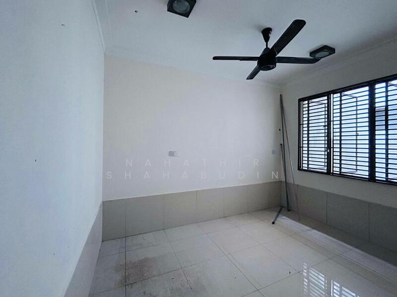2-storey Terraced House for Sale in Bukit Jelutong (Shah Alam) - Nahathir Shahabudin - Interior - PropertyGuru.com.my