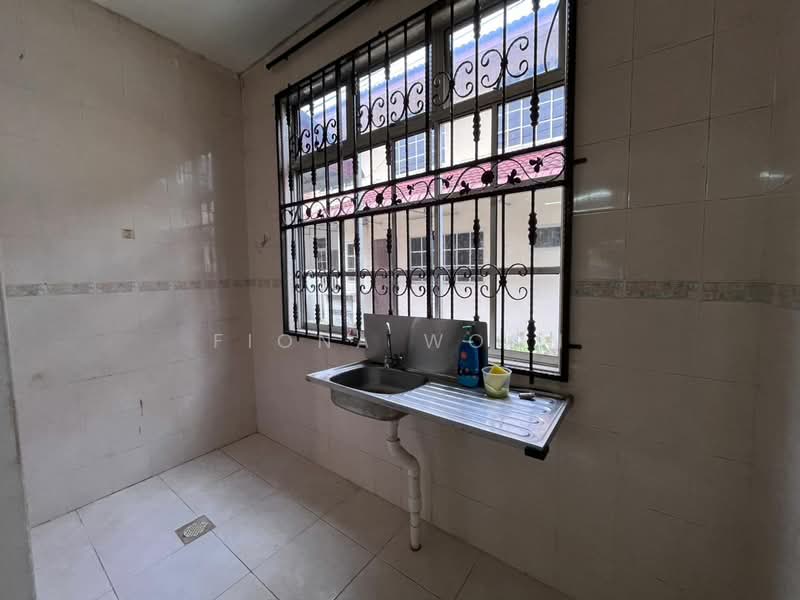 2-storey Terraced House for Rent in Batu Berendam (Melaka) - Fiona Woon - Kitchen - PropertyGuru.com.my