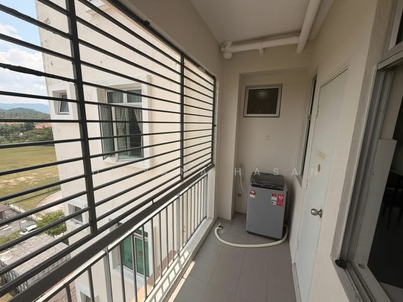 Pangsapuri untuk Disewa di Garden Villa - Adliyana Hasan - Balcony - PropertyGuru.com.my