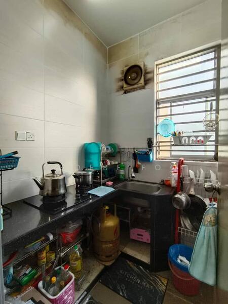 2-storey Terraced House for Sale in Setia Tropika (Johor Bahru) - Phoebe Foo - Kitchen - PropertyGuru.com.my