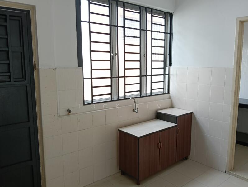 2-storey Terraced House for Rent in Taman Sri Pulai Perdana (Skudai) - Hock Kim - Kitchen - PropertyGuru.com.my