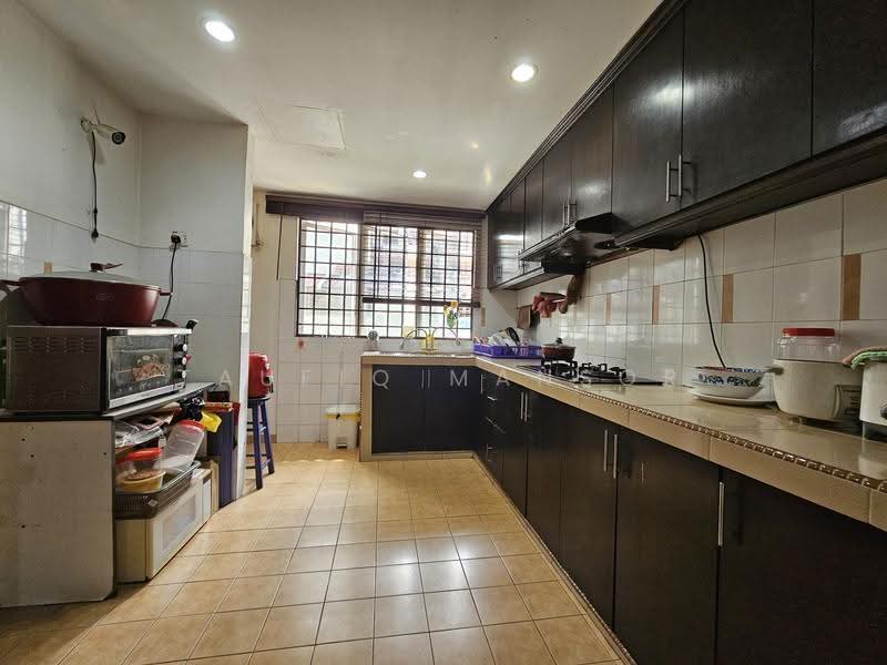 2-storey Terraced House for Sale in Taman Sutera (Kajang) - Taufiq Tam - Kitchen - PropertyGuru.com.my
