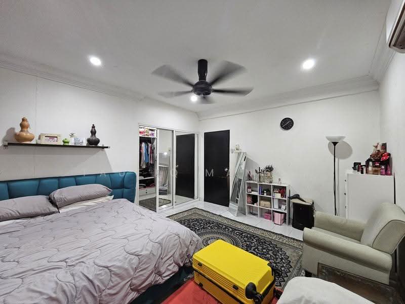 2-storey Terraced House for Sale in Taman Sutera (Kajang) - Taufiq Tam - Bedroom - PropertyGuru.com.my