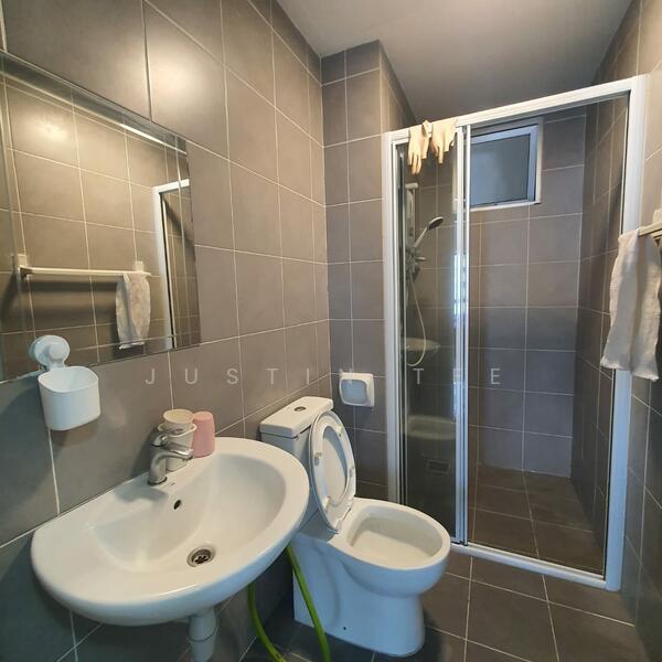 Service Residence for Rent at Savanna Executive Suite @ Southville City - Justin Tee - Bathroom - PropertyGuru.com.my