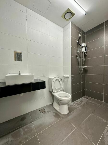 KSL Residence @ Daya untuk Untuk Disewa - RM 1,900 /bulan, Apr 2026 - Bathroom - PropertyGuru.com.my