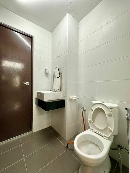 KSL Residence @ Daya untuk Untuk Disewa - RM 1,900 /bulan, Apr 2026 - Bathroom - PropertyGuru.com.my