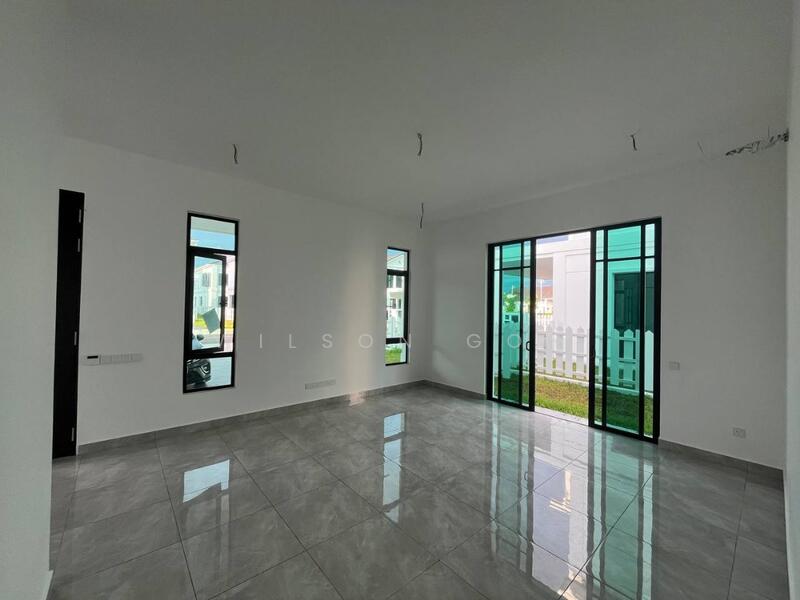 Rumah Banglo untuk Dijual di Bandar Cassia (Batu Kawan) - Wilson Goh - Living Room - PropertyGuru.com.my