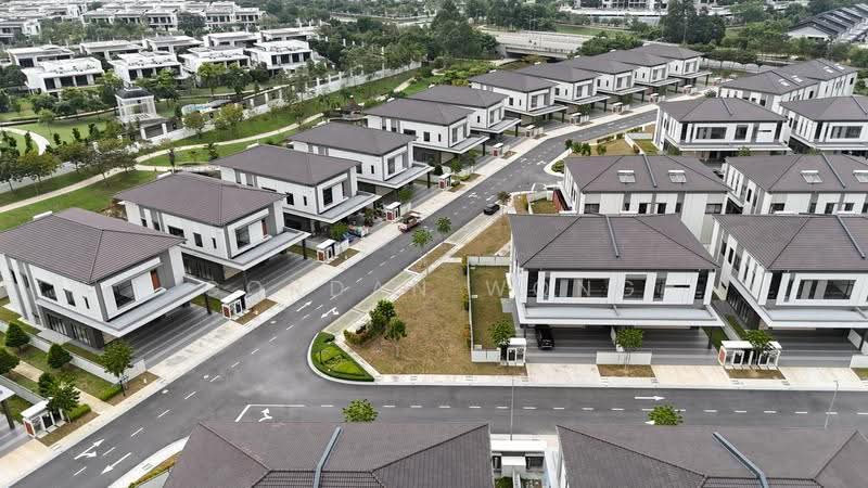 Rumah Berkembar untuk Dijual di Telok Panglima Garang (Selangor) - Gordan Wong - Exterior - PropertyGuru.com.my