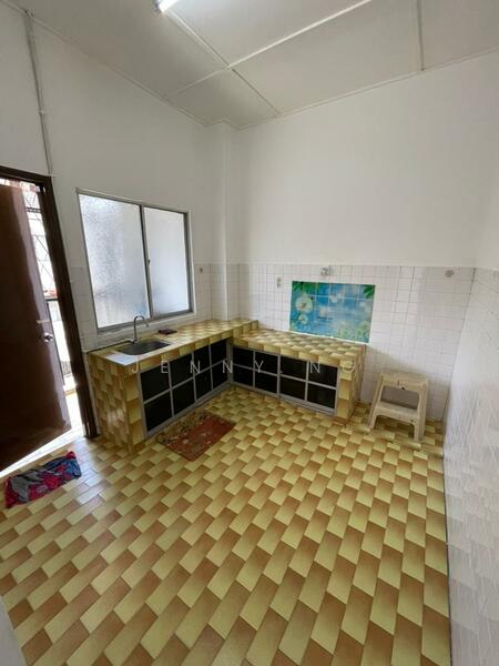 Untuk Disewa - Flat Taman Alam Megah