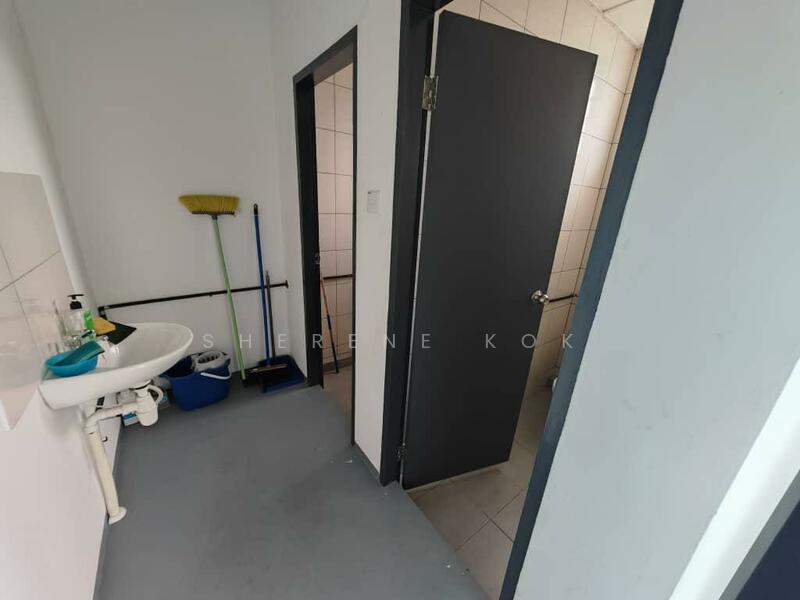 Semi D Factory @ Batu Kitang (2239 sf 19 pts RM 1.4 mil) untuk Untuk Dijual - RM 1,400,000, Apr 2026 - Interior - PropertyGuru.com.my