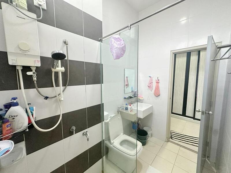 2-storey Terraced House for Sale in Taman Dato' Chellam (Ulu Tiram) - Winson Tan - Bathroom - PropertyGuru.com.my