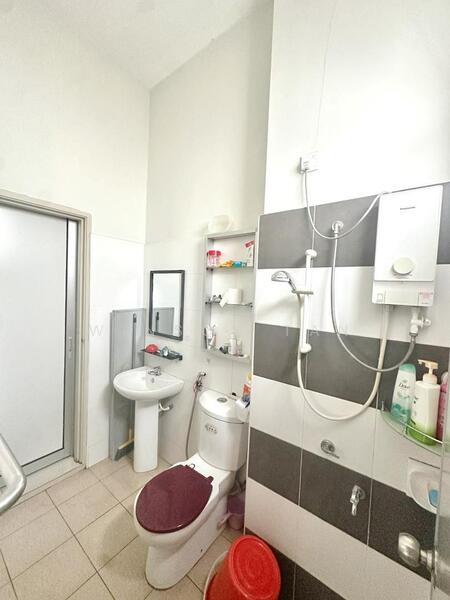 2-storey Terraced House for Sale in Taman Dato' Chellam (Ulu Tiram) - Winson Tan - Bathroom - PropertyGuru.com.my