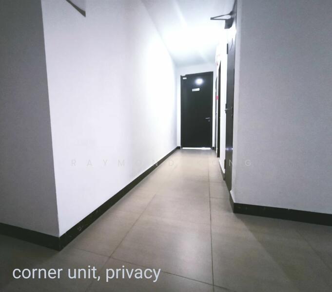 Condominium for Sale at Bay Laurel @ Country Garden Danga Bay - Raymond Kong - Corridor - PropertyGuru.com.my