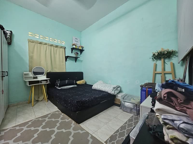 Bungalow Land for Sale in Kampung Cheras Baru (Ampang) - Taufiq Mansor - Bedroom - PropertyGuru.com.my
