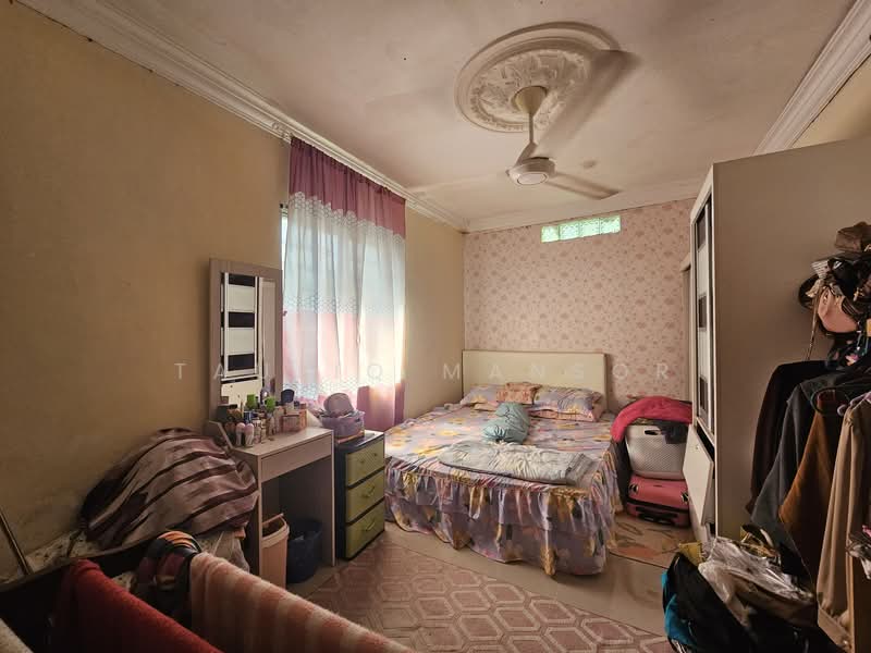 Bungalow Land for Sale in Kampung Cheras Baru (Ampang) - Taufiq Mansor - Bedroom - PropertyGuru.com.my